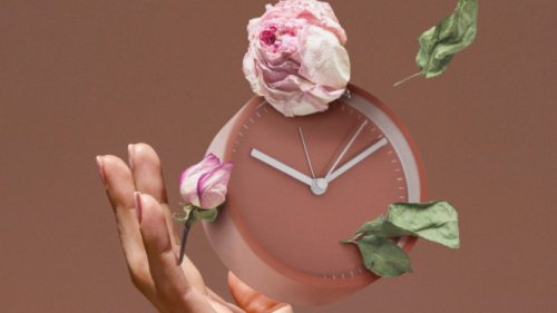 Gejala Menopause Dini, &nbsp;Ciri Fisik &amp; Emosional yang Sering Diabaikan