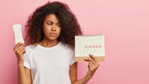 1. Memahami Siklus Menstruasi Normal, 2. Kenali Perubahan Fisik dan Emosional (PMS), 3. Pentingnya Manajemen Kebersihan Menstruasi (MKM), 4. Perbedaan antara Aliran Darah Normal dan Abnormal, 5. Menstruasi Bukan Penghalang Aktivitas, Top 5+ Hal yang Harus Diketahui Remaja Wanita tentang Menstruasi