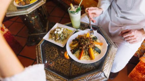 Panduan Memilih Restoran Halal, Tak Sekadar Bebas dari Babi dan Alkohol