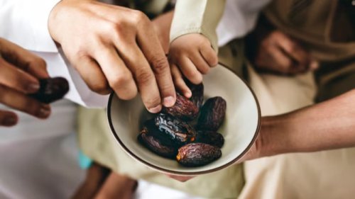 Bukan Cuma Soal Umur, Ini Tanda Anak Siap Belajar Berpuasa