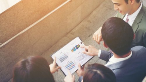 Bukan Sekadar Urusan Akademik, Ini 5 Alasan Riset Penting untuk Menunjang Bisnis