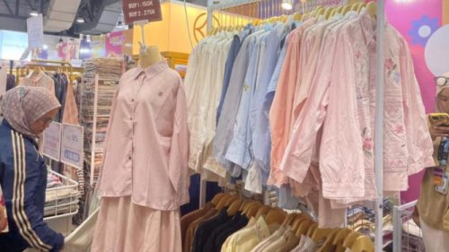 Jadi Buruan Gen Z, Bazar Ready to Wear Mulai Rp35 Ribu Diskon Hingga 70 Persen