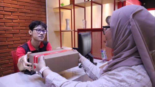 1. Mempelajari Historis Tren Belanja, 2. Penambahan Armada dan Tenaga Kerja Sementara, 3. Optimalisasi Alur Kerja Operasional, 4. Responsivitas Layanan Pelanggan, 5. Penguatan Sistem dan Kapabilitas Teknologi, Top 5+ Cara Industri Logistik Panen Cuan di Momen Promo 12.12, Kerahkan Armada hingga Perkuat Sistem