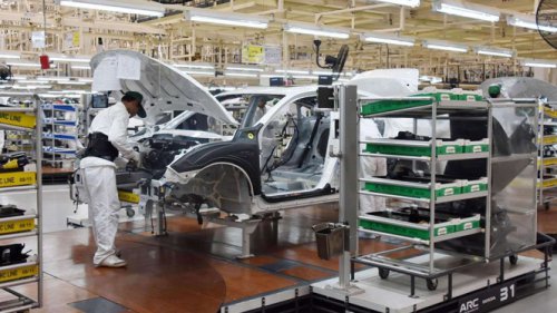 Honda akan Hentikan Sementara Produksi Mobil di Jepang dan Cina