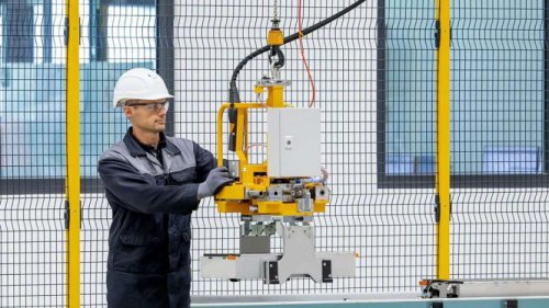 Cina Mulai Perketat Aturan Daur Ulang Baterai Mobil Listrik