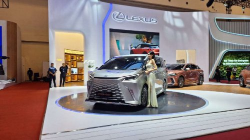 Penjualan Mobil Mewah Oktober 2025 Turun 33 Persen, Volvo Naik