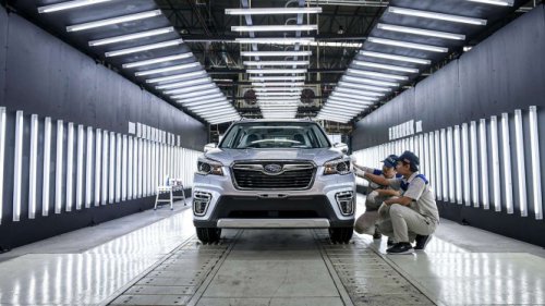 DPR Usul Industri Komponen Otomotif Diberi Insentif, Tekan PHK