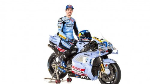 Alex Marquez Akui Masih Kesulitan Kejar Sang Kakak