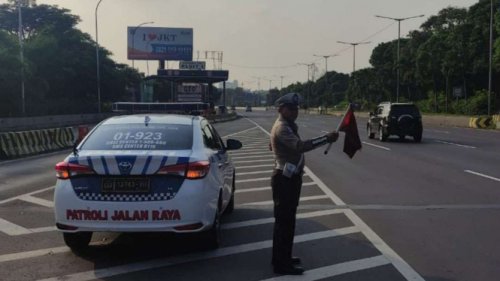 Pengendara Wajib Catat Nomor Penting saat Libur Nataru 2025-2026