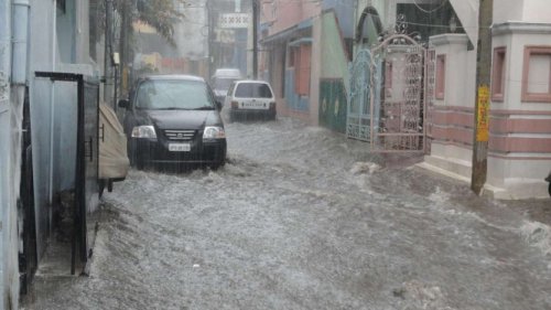 Segini Estimasi Biaya Perbaikan Mobil Setelah Terabas Banjir