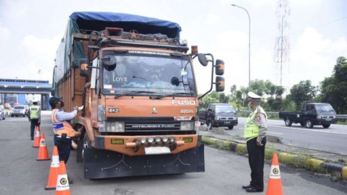 AHY Mau Tindak Pelaku Pungli Demi Berantas Truk ODOL di Indonesia