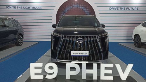 Skenario Peluncuran GAC Aion E9 PHEV, Kompatriot Denza D9