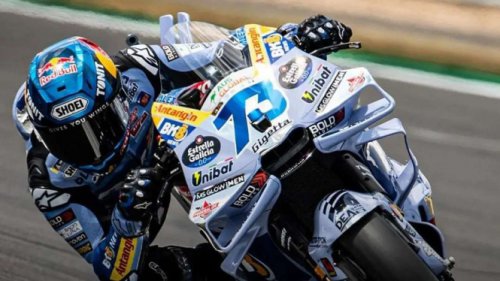 Tangan Kiri Retak, Alex Marquez Jalani Operasi di Spanyol