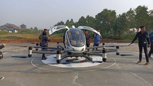 EHang 216-S Akhirnya Demo Terbang Bawa Penumpang di Indonesia