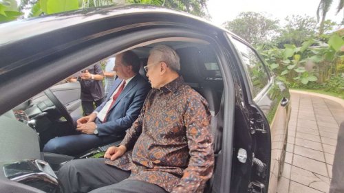 Citroen E-C4 Jadi Mobil Listrik Pertama Kedubes Prancis untuk RI