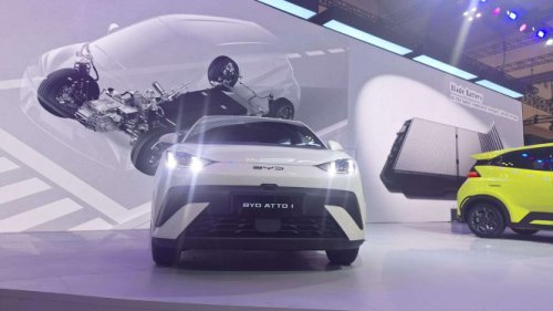 Daihatsu Bakal Kaji Dampak Kehadiran Mobil Listrik Seharga LCGC
