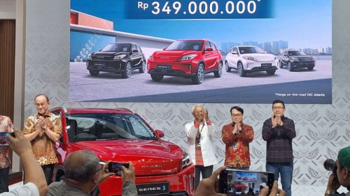 Harga Seres 3 Diungkap di GIIAS 2025, Mulai Rp 349 jutaan