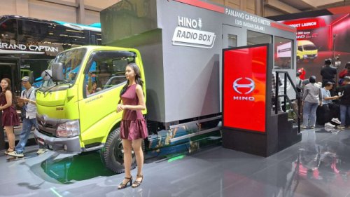 Truk Hino 300 136 MLDR Debut di GIIAS 2025