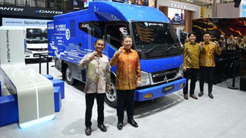 Mitsubishi Fuso Tampilkan Dua Inovasi Baru di GIIAS 2025
