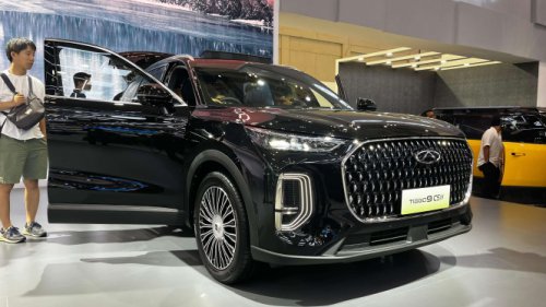 Harga Mobil Hybrid Agustus 2025, Rocky di Bawah Rp 300 Jutaan