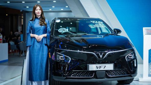 Lebih Kompetitif, VinFast Beri Tarif Baru Buat Sewa Baterai EV