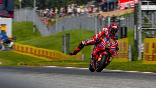 Hasil Sprint Race MotoGP Austria 2025: Marquez Menang, Pecco DNF