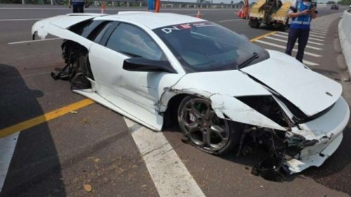 Belajar dari Kecelakaan yang Buat Lamborghini Hancur di Jalan Tol
