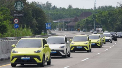 Harga Mobil Listrik Oktober 2025, Aion UT Rp 300 Jutaan