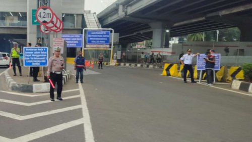 Waspada Jalan Sempit Saat Ikuti Uji Coba Lajur Gratis Tol Fatmawati 2