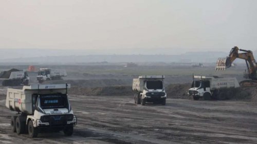 Isuzu Sorot Gencarnya Serbuan Produk Cina di Sektor Niaga