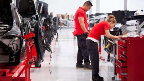 Dihantam Robot, Pekerja Tesla Layangkan Gugatan Nyaris Rp 1 Triliun