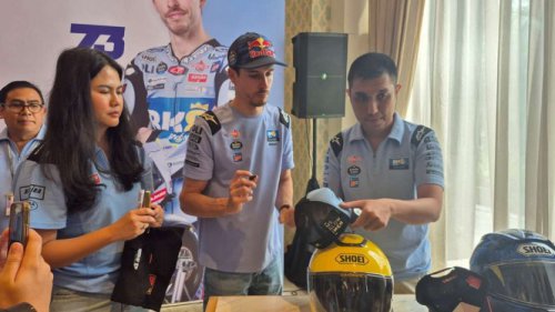Alex Akui Keuntungan Belajar Sekaligus Bertarung dengan Marc Marquez