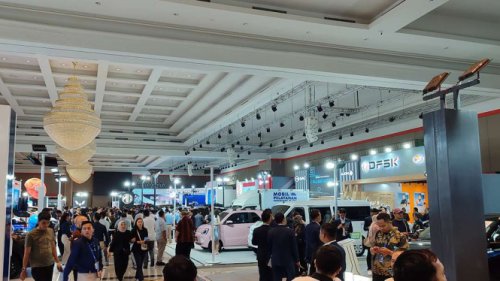 GIIAS Bandung 2025 Resmi Dibuka, Ada Diskon BBNKB 10 Persen
