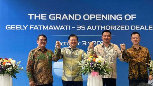 Diler Geely Fatmawati Dibuka, Konsumen Bisa Charging EV Gratis