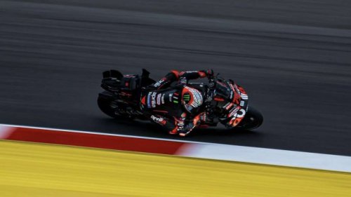 Hasil MotoGP Portugal 2025: Bezzecchi Menang Mudah di Portimao