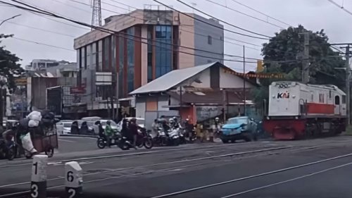 Pengamat Tanggapi Kecelakaan Taksi Listrik yang Kembali Terulang