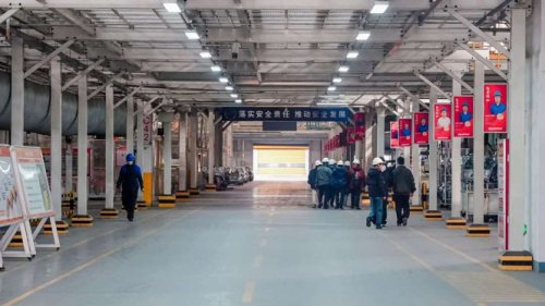 Produksi Pabrik BYD Zhengzhou Nyaris 100 Persen Dikerjakan Robot