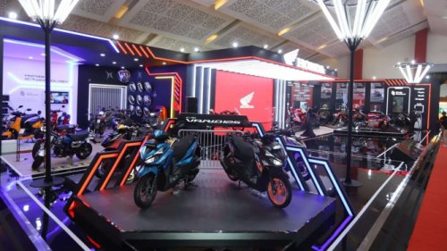 Cara Honda Menggoda Pengunjung IIMS 2026, Pamerkan Skuad Balap