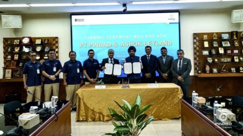 Pindad Gandeng Ashok Leyland Kembangkan Bus Listrik
