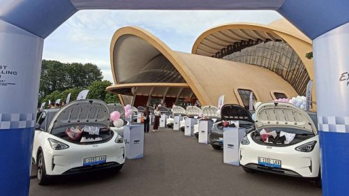 Geely Mulai Distribusikan EX2 ke Pelanggan Jelang Musim Mudik