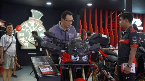QJMotor Hadirkan Program Khusus Penggoda Pengunjung PRJ 2026