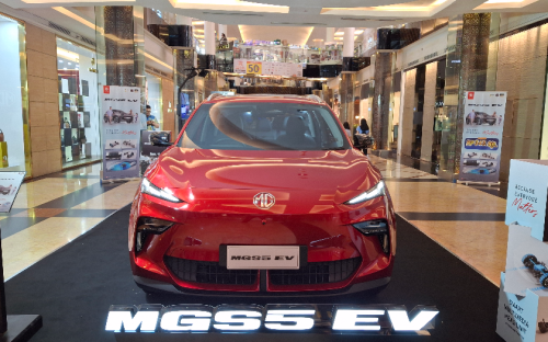 MG Resmi Boyong Sedan MG5 EV di Bandung, Harga OTR Beda 10 Juta dengan Jakarta