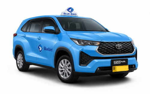 Toyota Innova Zenix Berseragam Bluebird Siap Meluncur 18 Juni?