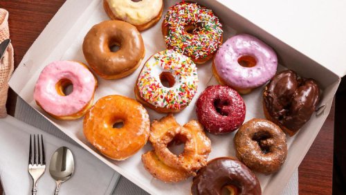 Borong Mini Danish hingga Donat dengan Harga Sale di Transmart Full Day Fresh