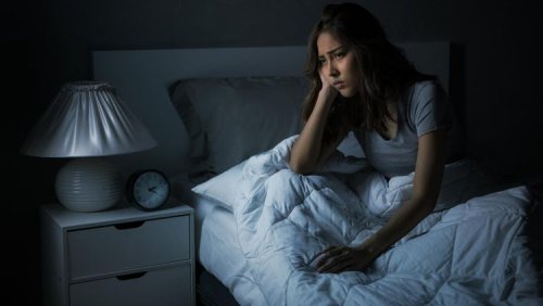 Kebiasaan Malam Penyebab Kolesterol Tinggi, Jangan Disepelekan!