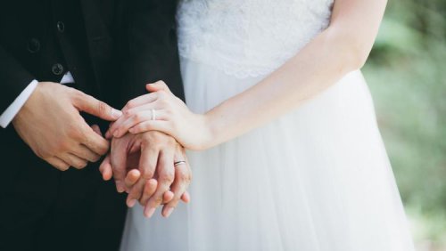 Viral Pengantin Dihujat Netizen karena Tak Pakai Riasan di Hari Pernikahan, Alasannya...