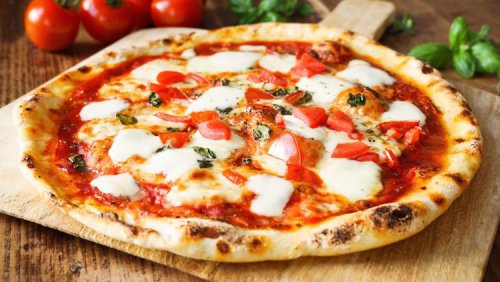 3 Resep Pizza Teflon Pakai Takaran Sendok untuk Pemula, Coba Bikin Yuk Bun