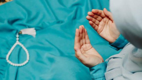 Bacaaan Doa Mimpi Buruk dan Amalan Menghindarinya