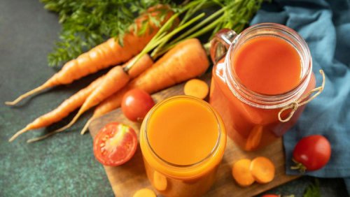 1. Jus wortel, 2. Jus delima, 3. Jus lidah buaya, 4. Jus semangka dan jeruk bali, 5. Jus pepaya, 6. Jus lemon, 7. Jus apel, 8. Jus nanas, 9. Jus tomat, 10. Jus mentimun, Top 10+ Jenis Jus yang Bagus Bikin Kulit Kencang dan Awet Muda