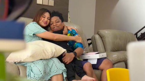 Indah Permatasari Beri Kejutan di Hari Ultah Arie Kriting, Ada Kado Tak Terduga